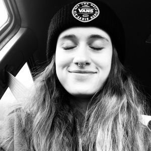 Meet your Posher, Lily